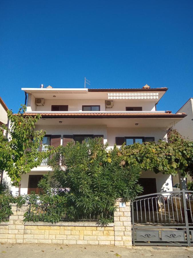 Apartment Degobbis روفينج المظهر الخارجي الصورة